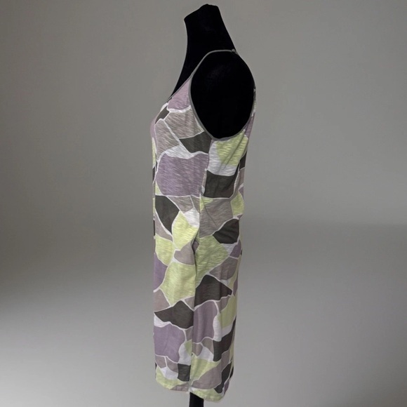 Mountain Hardwear Dress Womens Sz M Green Gray Boulders Pockets Travel Outdoors - Picture 2 of 7